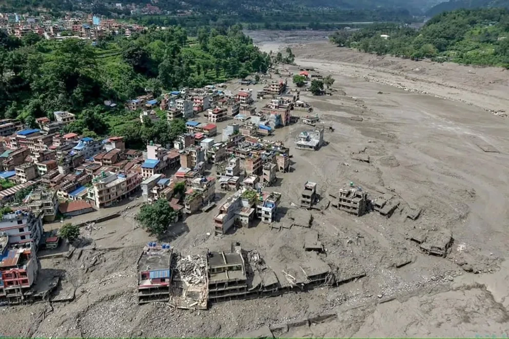 Tragedia en el Himalaya: un colapso glaciar provoca una inundación devastadora entre Nepal y Tíbet