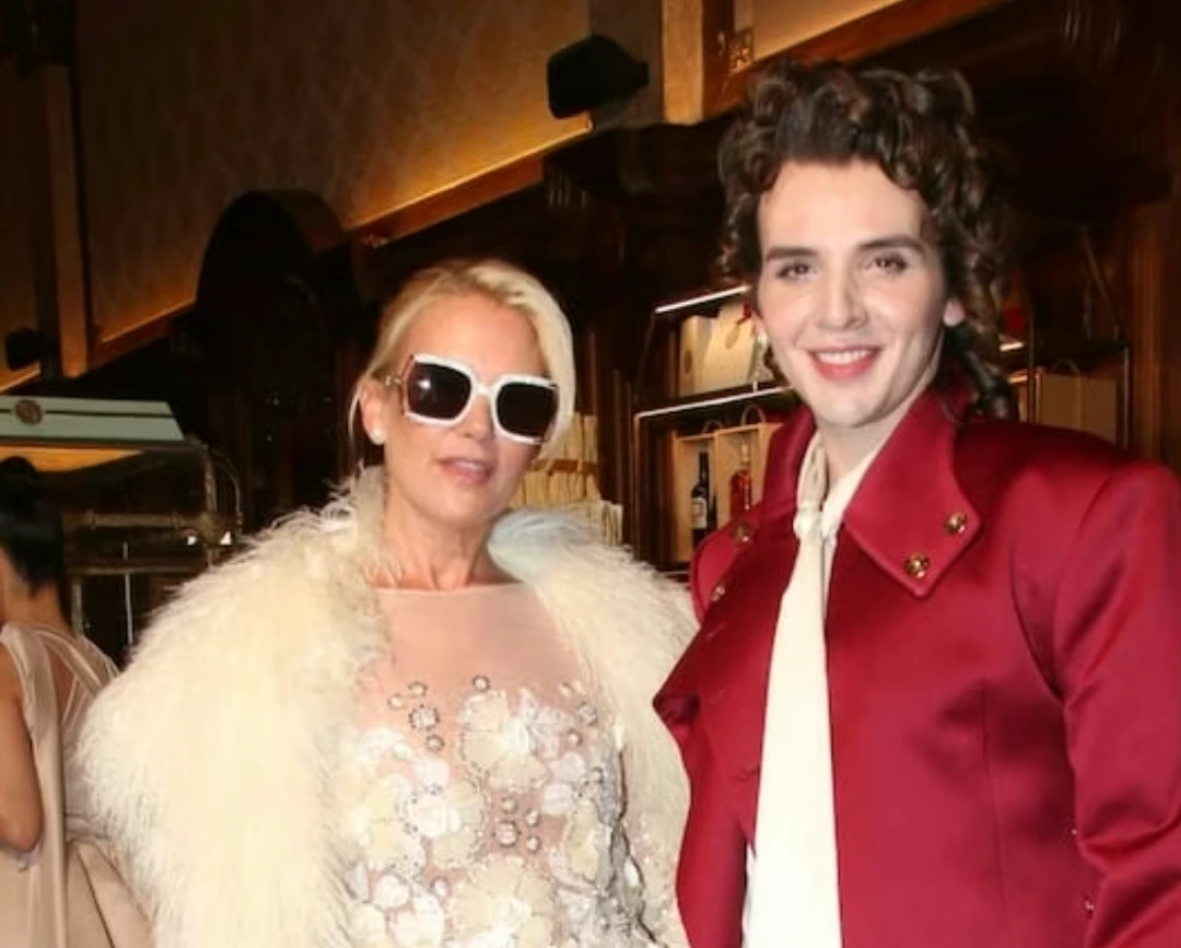 Famosas y glamour: Jorge Rey presentó su nueva colección y reunió a grandes figuras de la moda argentina
