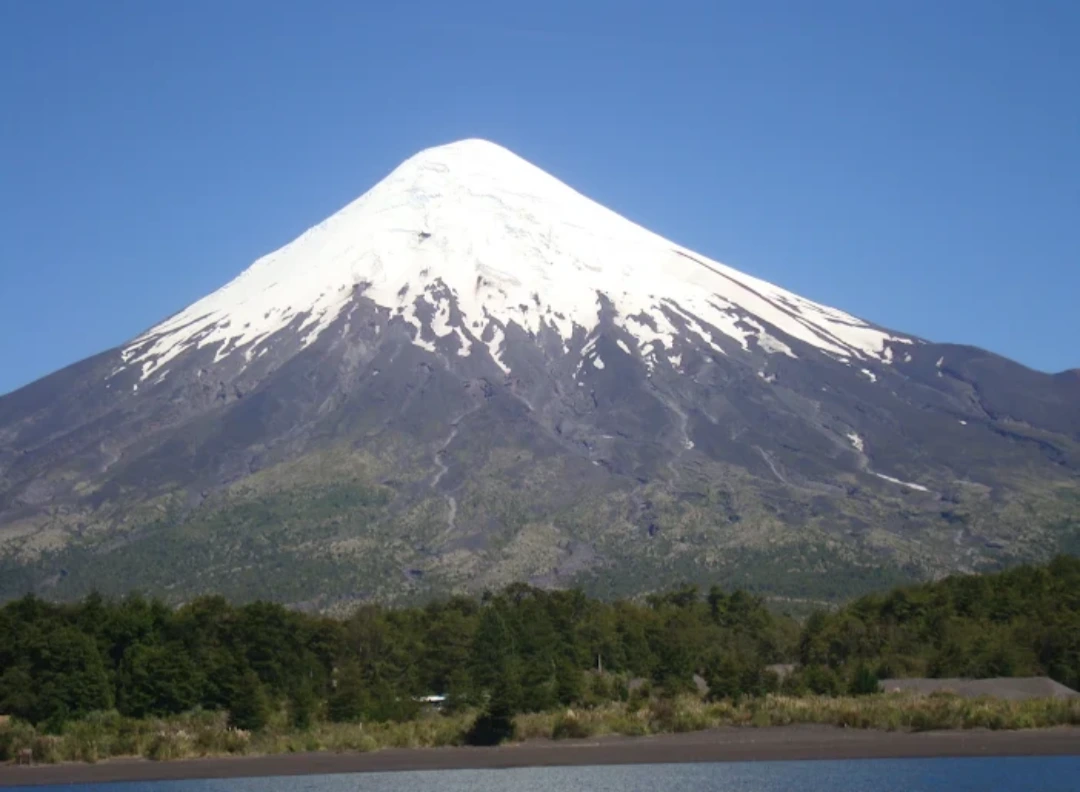 El volcán Villarrica aumenta su actividad y entra en alerta amarilla