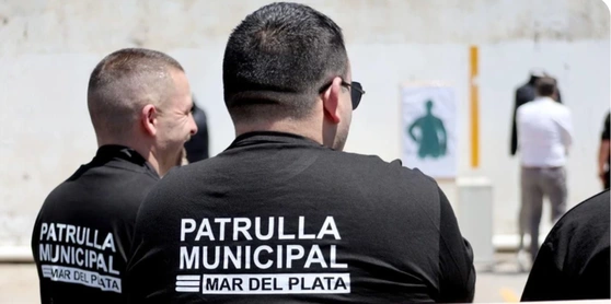 Secuestran más de 3.000 pares de zapatillas y detienen a un hombre por contrabando